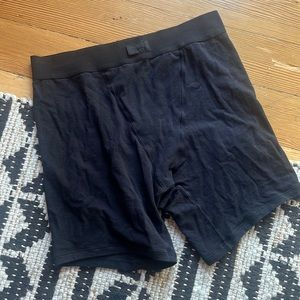 SKIMS Boyfriend Boxer Shorts Onyx Women’s M